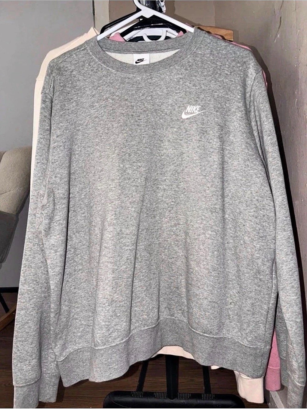 Nike Crewneck Sweatshirt Gray